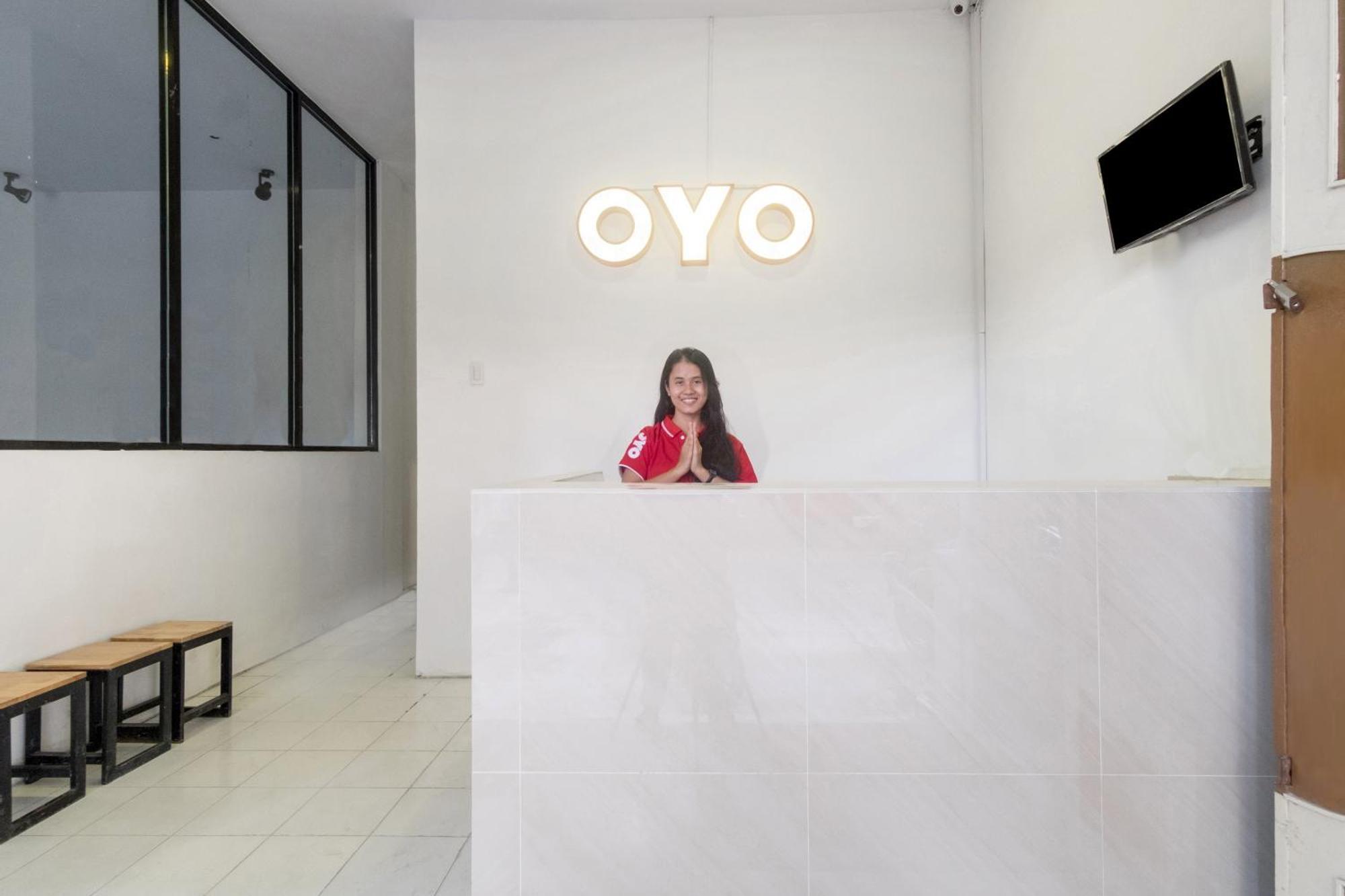 Hotel O Metropolitan Homestay Near Komplek Asia Megamas メダン エクステリア 写真